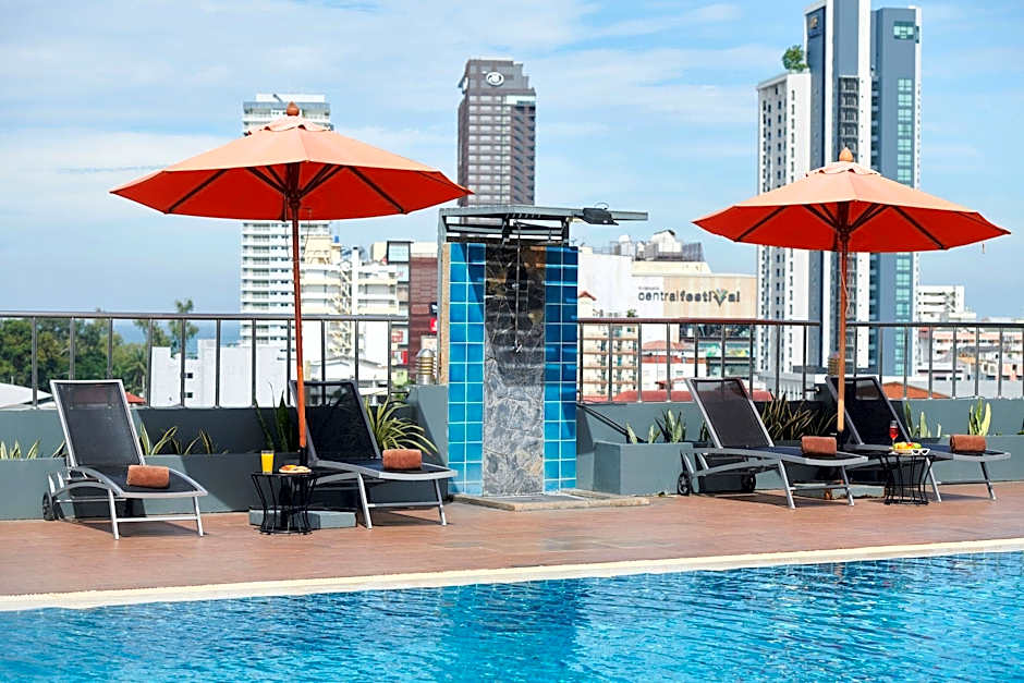 Adelphi Pattaya Hotel