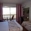 Logis Hotel Le Col De L'ange