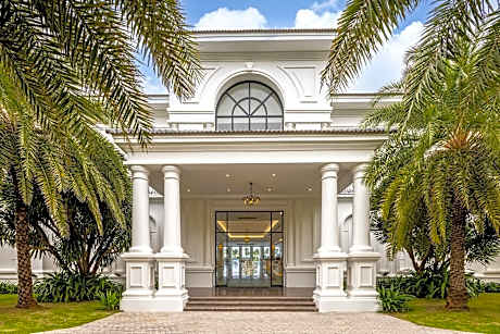 Melia Vinpearl Cam Ranh Beach