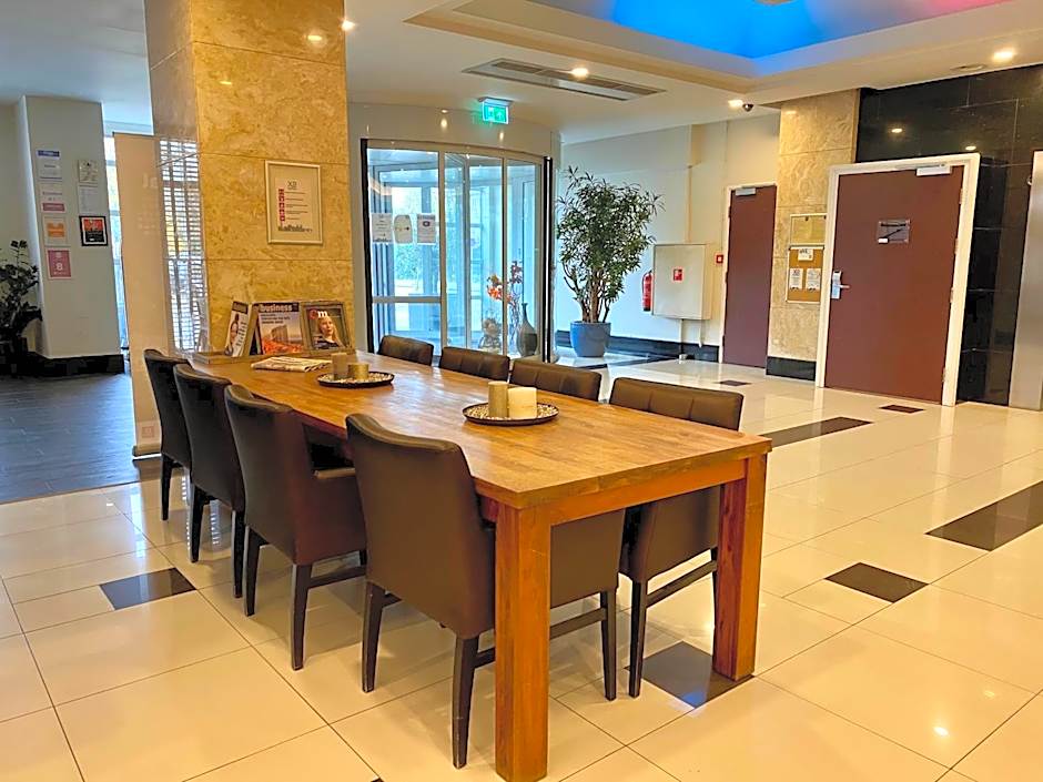 XO Hotels Blue Tower