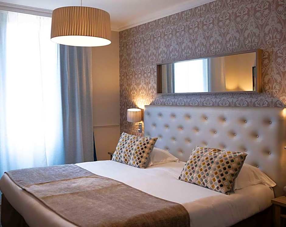 Hôtel Le Royal Promenade des Anglais