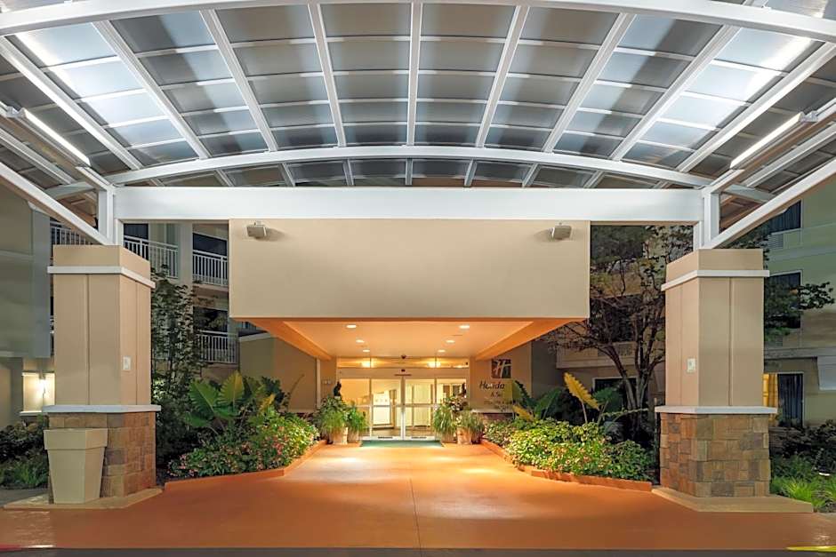 Holiday Inn & Suites Atlanta Airport North By IHG