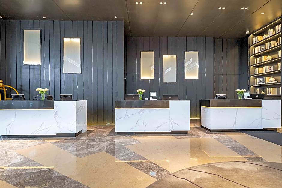 Novotel Zhengzhou Convention Centre Hotel