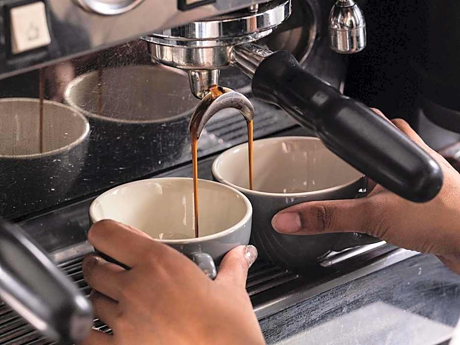 Mantra 2 Bond Street