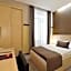 Promenade City Hotel