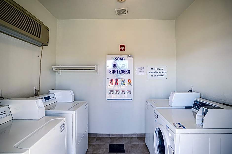 Studio 6 Tucson, AZ - North