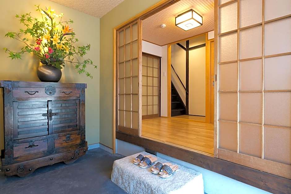 Kyotoya Tsukinoyu Kukai