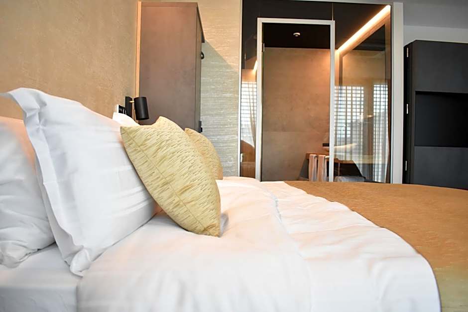 Sky Beach Aparthotel