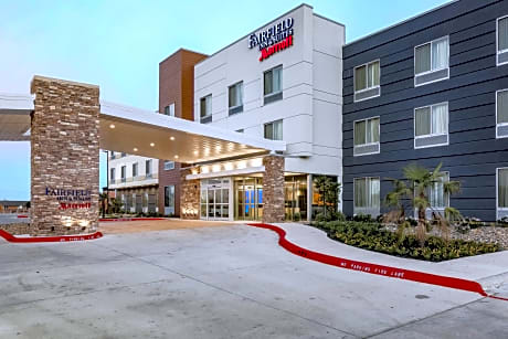 Fairfield Inn & Suites by Marriott Snyder