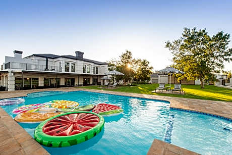 The Feather Hill Boutique Hotel