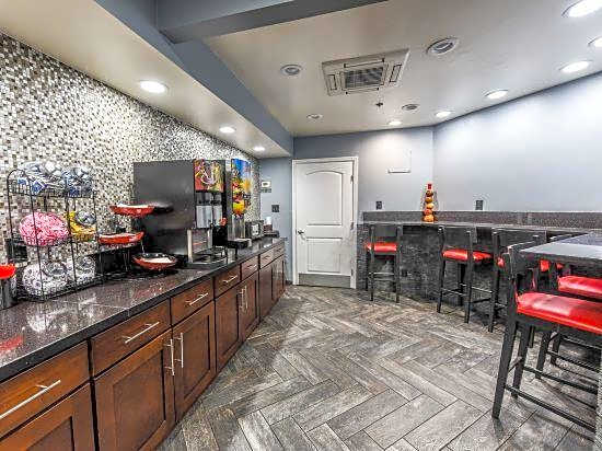Hollywood Inn Express LAX