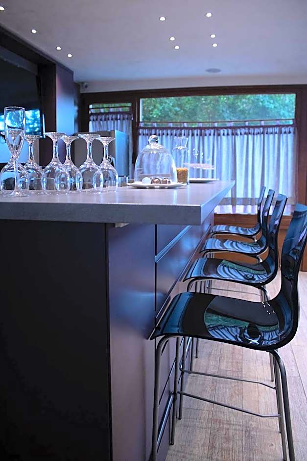 HOtello guest suites