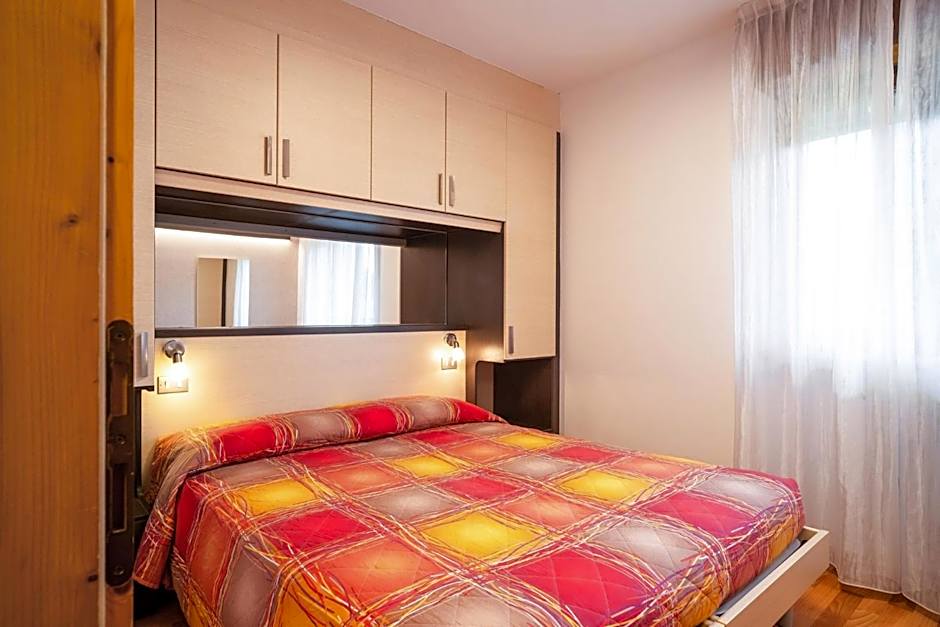 Photo 1 sur 15 de 1 Bedroom Apartment