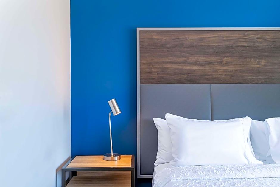 Tru by Hilton Fayetteville Fort Bragg