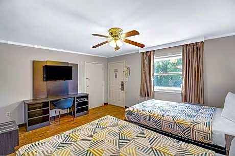 Quadruple Room - Disability Access - Non-Smoking