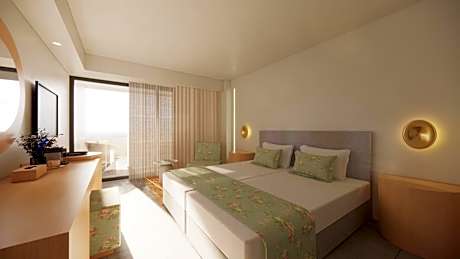 Mythica Signature Room, Sea View