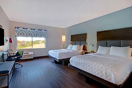 Queen Room with Two Queen Beds