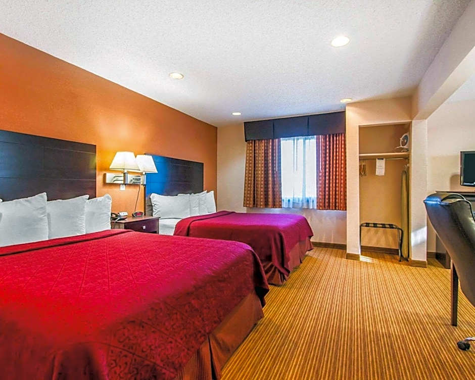 Quality Inn & Suites Ottumwa North