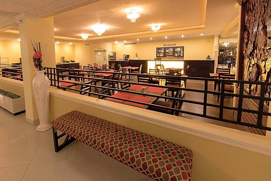 Ramada by Wyndham Houston Intercontinental Airport East