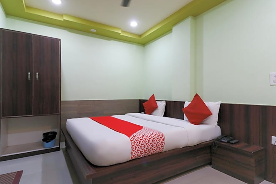 Hotel Dwarkadhish by OYO Rooms – Haridwar, WV