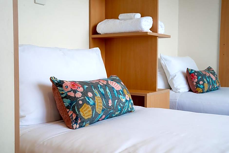 Gateway Hotel by Nightcap Plus