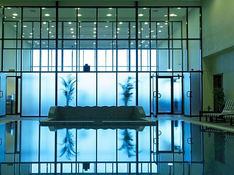 Ramada Hotel And Suites Ajman