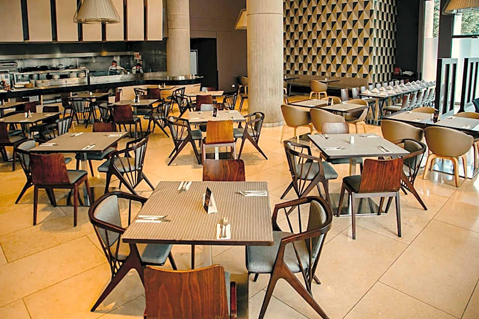 DoubleTree by Hilton Bogota AR