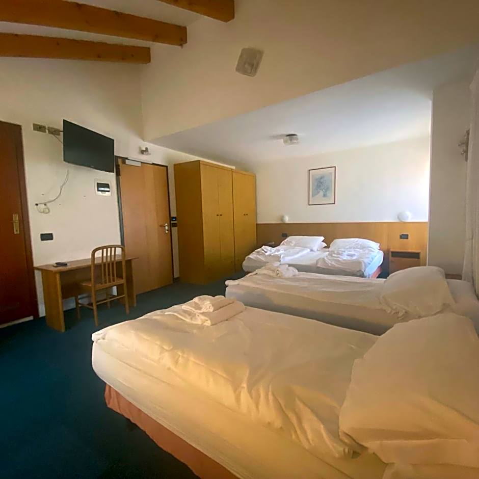 Photo 1 of 2 of Queen Room with Two Queen Beds