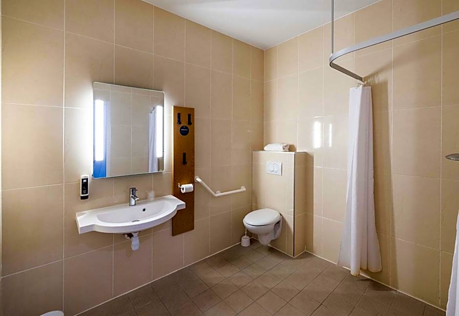 B&B HOTEL Perpignan Sud Marché International