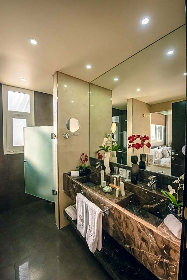 Louis V Hotel Beirut