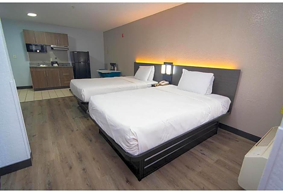 Studio 6 Extended Stay - West Palm Beach, FL