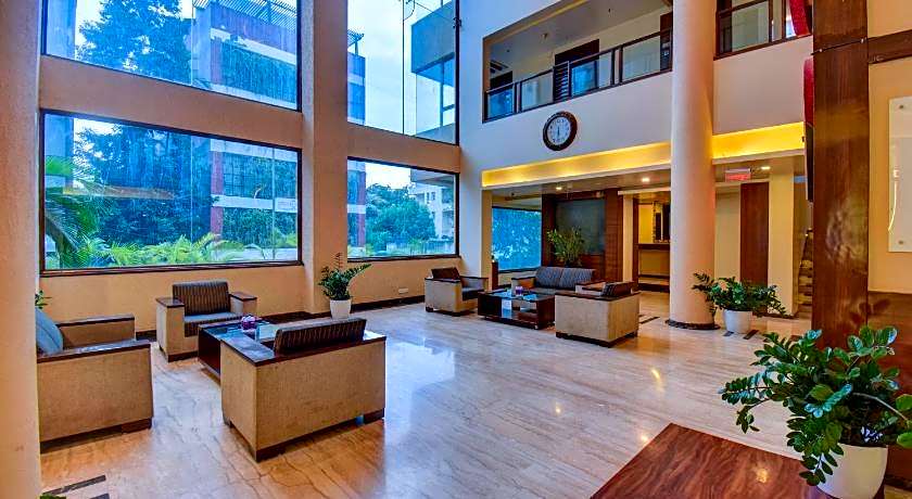 Hotel Lotus Ivy Studios Near Pune Airport