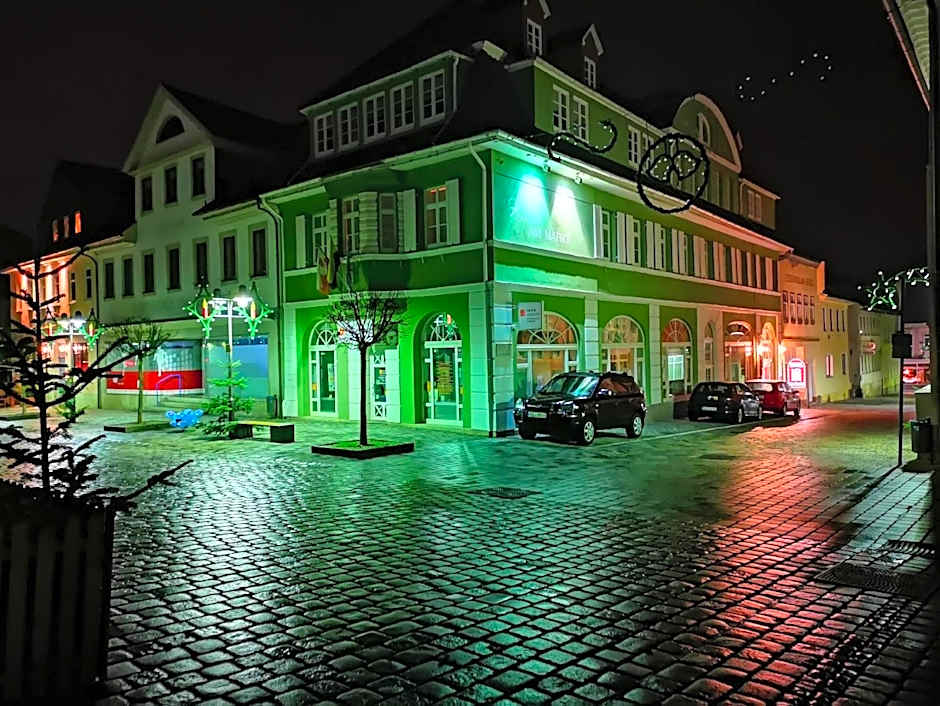 Hotel Garni am Markt - Businesshotel - Frühstücksbuffet - Fahrradabstellplatz - Hunde willkommen