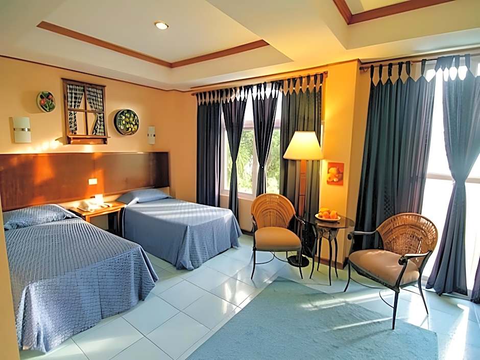 Subic Park Hotel