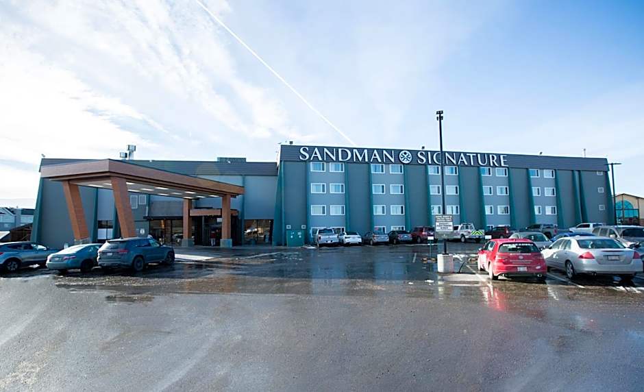 Sandman Signature Lethbridge Lodge