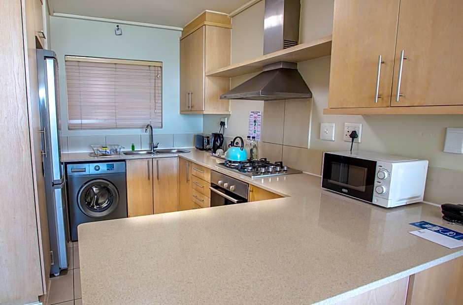 Lagoon Beach Hotel Apartments