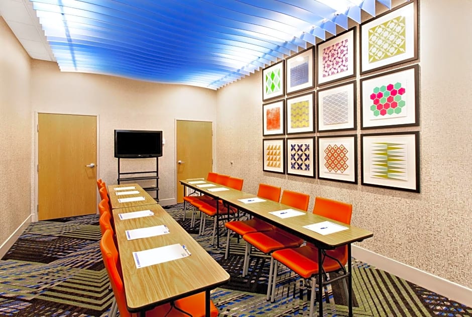 Holiday Inn Express Lake Wales North-Winter Haven, an IHG Hotel