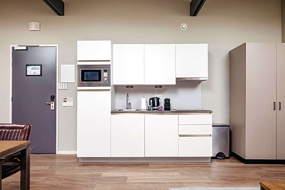 YAYS Amsterdam Maritime by Numa