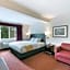 Quality Inn Grand Suites Bellingham