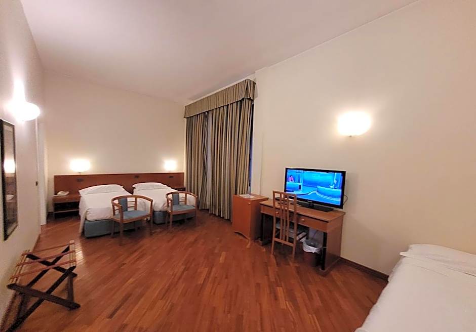 Hotel Alla Rocca Conference & Restaurant
