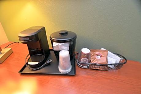 Superior Queen Room - Non-Smoking