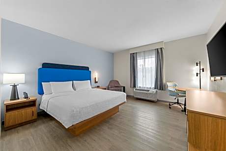 King Room with Shower - Non-Smoking