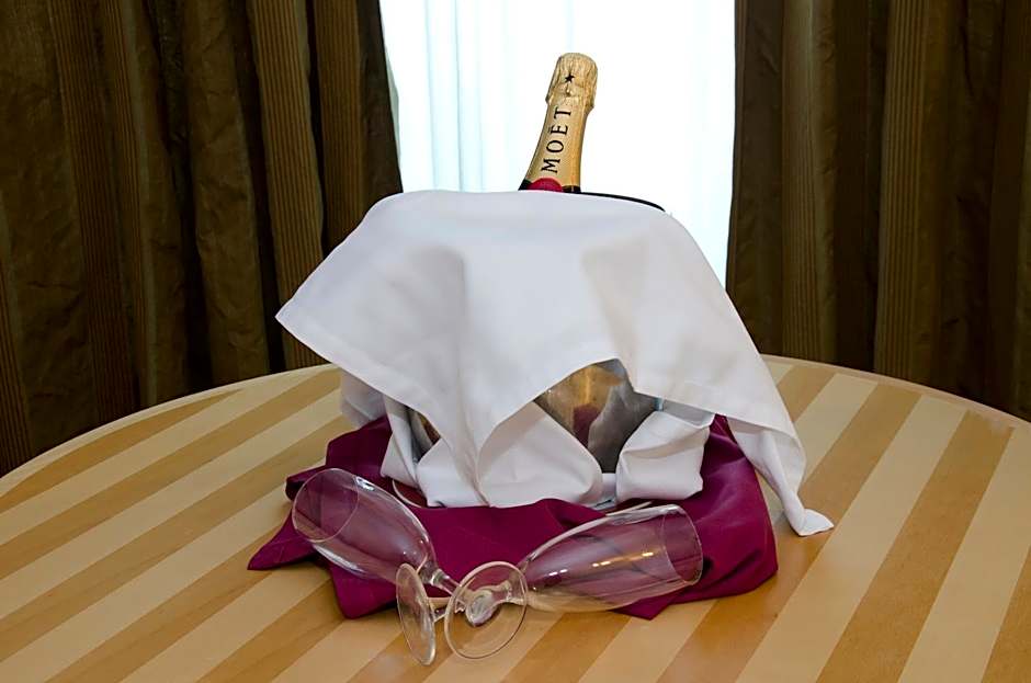 VIP Executive Entrecampos - Hotel & Conference