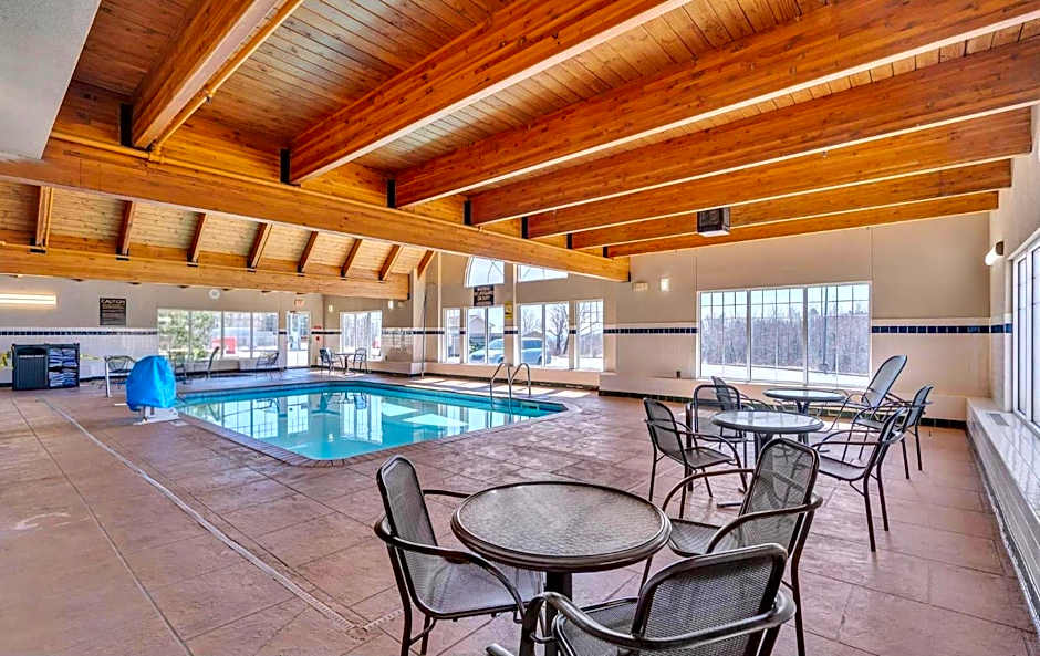 Sleep Inn & Suites near Spirit Mountain