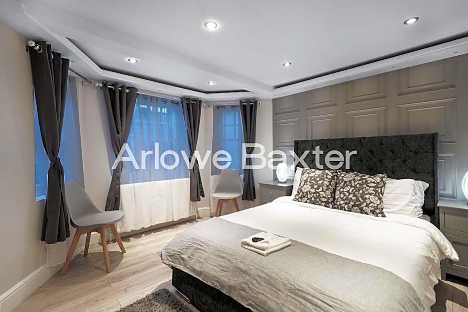 Hackney Suites - En-suite rooms & amenities