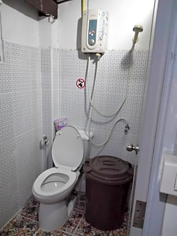 Quadruple Room with Shared Bathroom