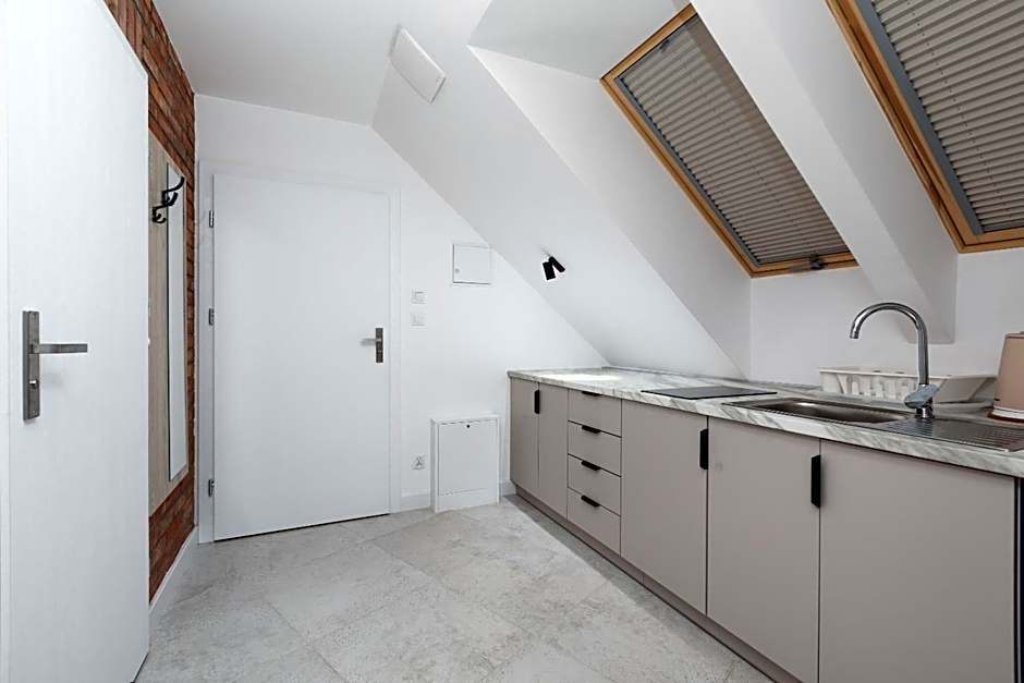 APARTAMENTY przy plaży z basenem z podgrzewaną wodą i mini SPA - Ośrodek Kolonijno-Wczasowy Mewa