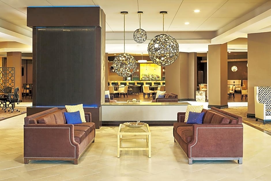 Sheraton Lisle Naperville Hotel