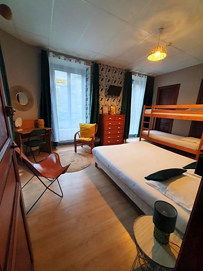 Auberge La Caverne