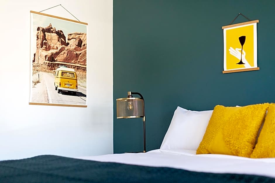 Spoke and Vine Motel